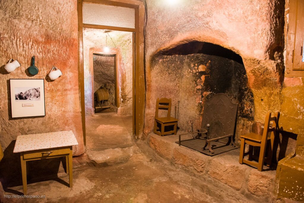 Casa de Piedra, hogar